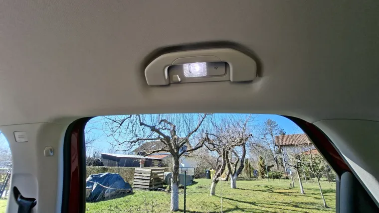 Novi SUV cilja na obitelj i brzo uđe pod kožu: A kad stisnete gas, ostali nijemo gledaju