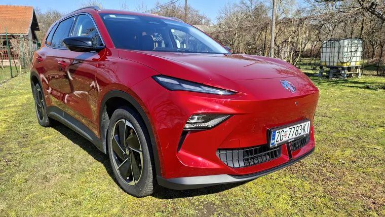 Novi SUV cilja na obitelj i brzo uđe pod kožu: A kad stisnete gas, ostali nijemo gledaju