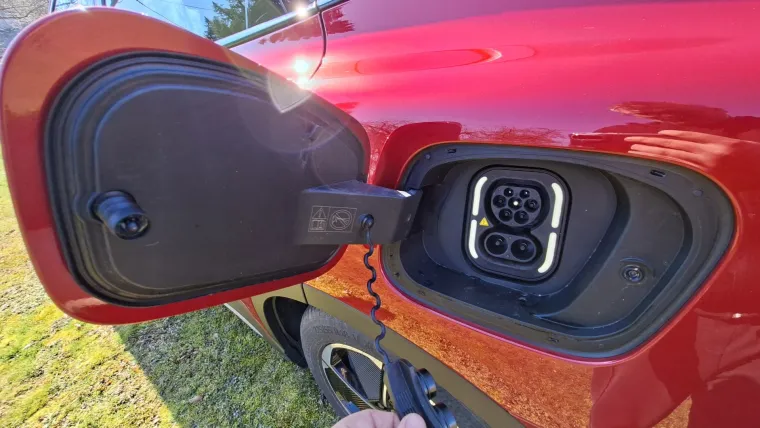 Novi SUV cilja na obitelj i brzo uđe pod kožu: A kad stisnete gas, ostali nijemo gledaju