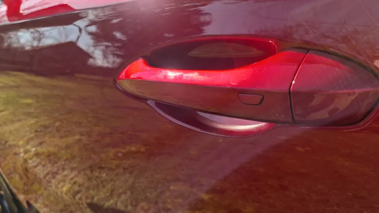 Novi SUV cilja na obitelj i brzo uđe pod kožu: A kad stisnete gas, ostali nijemo gledaju