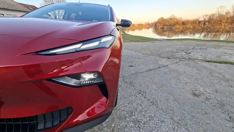 Novi SUV cilja na obitelj i brzo uđe pod kožu: A kad stisnete gas, ostali nijemo gledaju