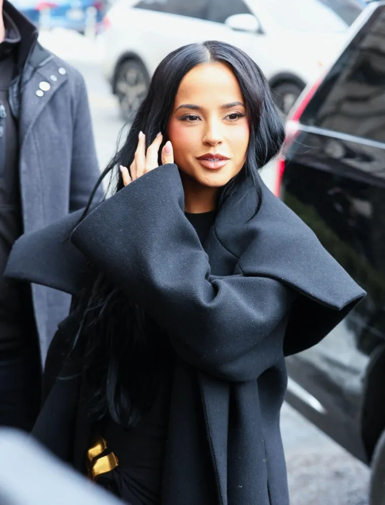 Mlada pjevačica nikad ljep&scaron;a i samopouzdanija: Prebrodila javni skandal i izdaju