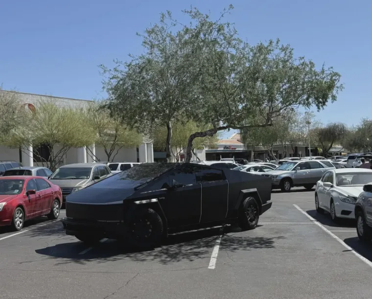 Ovi ljudi definitivno zaslužuju nagradu za najgore parkiranje ikad: Neki su ba&scaron; po&scaron;teno fulali