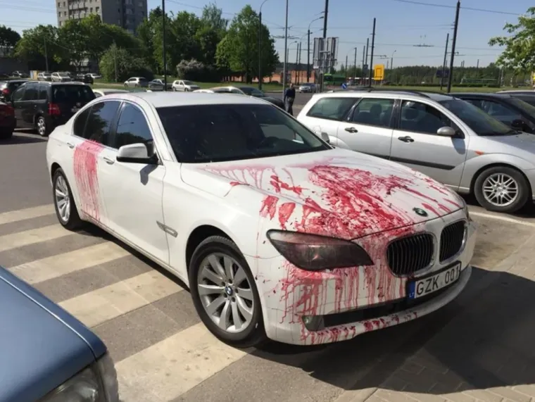 Ovi ljudi definitivno zaslužuju nagradu za najgore parkiranje ikad: Neki su ba&scaron; po&scaron;teno fulali