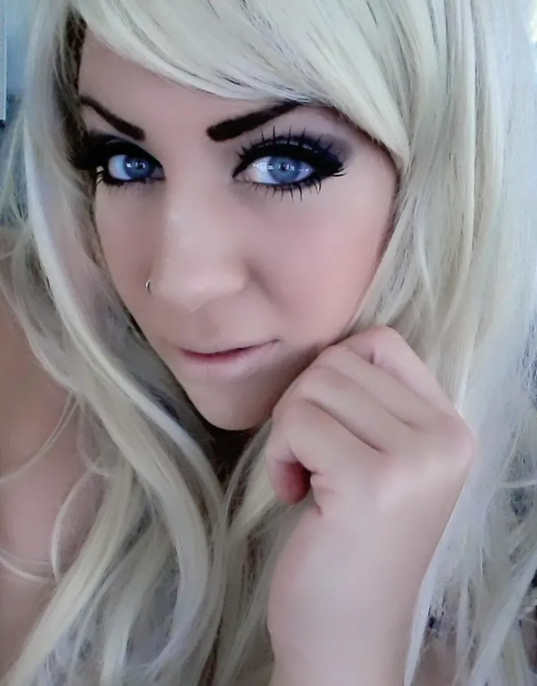 Diže utege kao čačkalice, za razbijanje nema milosti: Zovu je žena Hulk, a ovako je izgledala prije