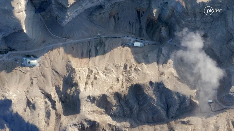 Statelitske snimke otkrile razmjere razaranja: Iranci projektilom pogodili Dubai