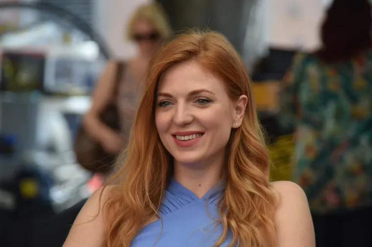 Od femme fatale do obiteljske žene: Prepoznajete li Nata&scaron;u Janjić na fotografijama iz mladosti?