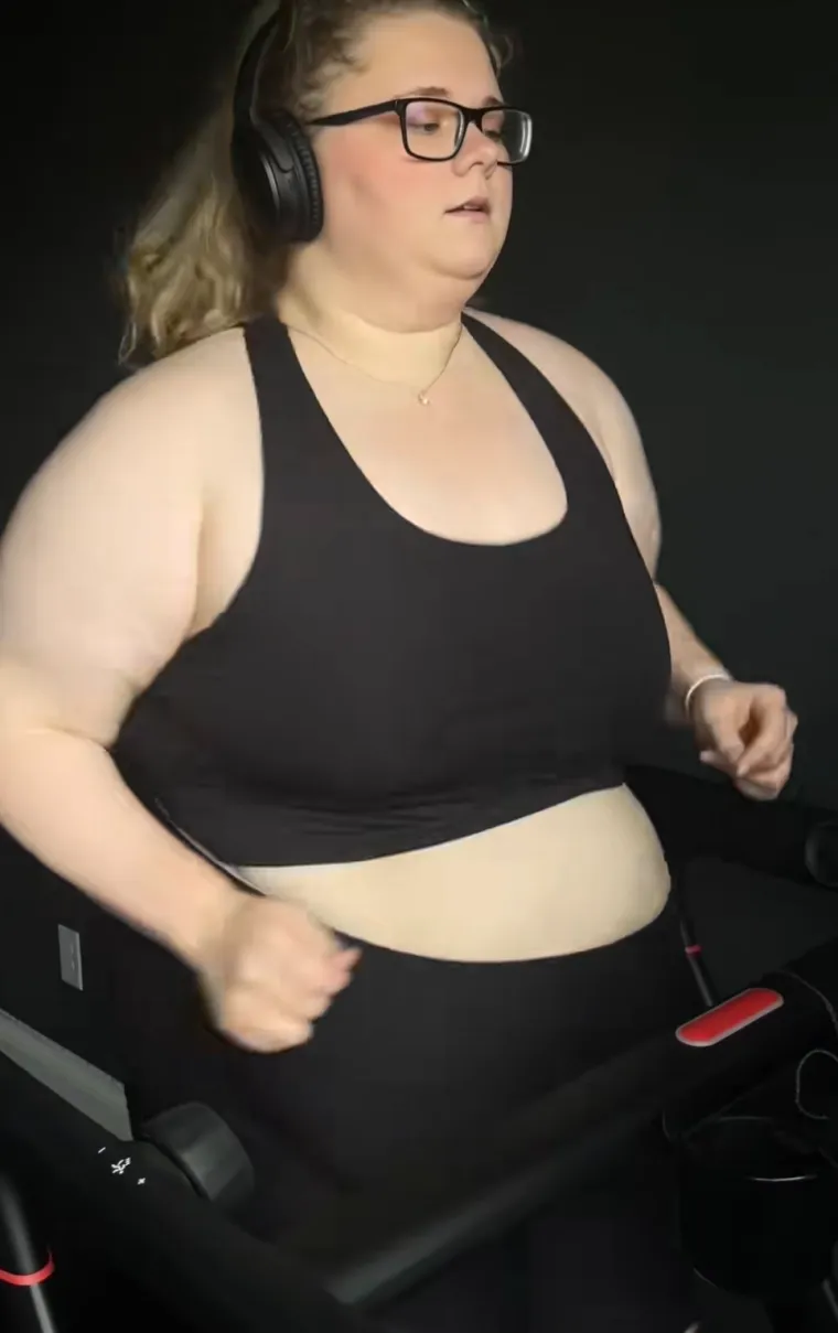 Zbog vi&scaron;ka kilograma nije mogla zakopčati pojas, a onda je napravila čudo: Evo kako danas izgleda