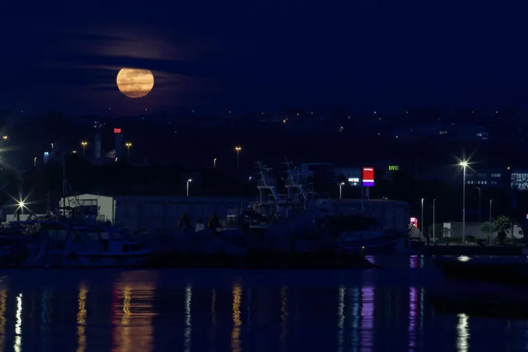 Pogledajte spektakularne prizore krvavog Mjeseca diljem Hrvatske i svijeta