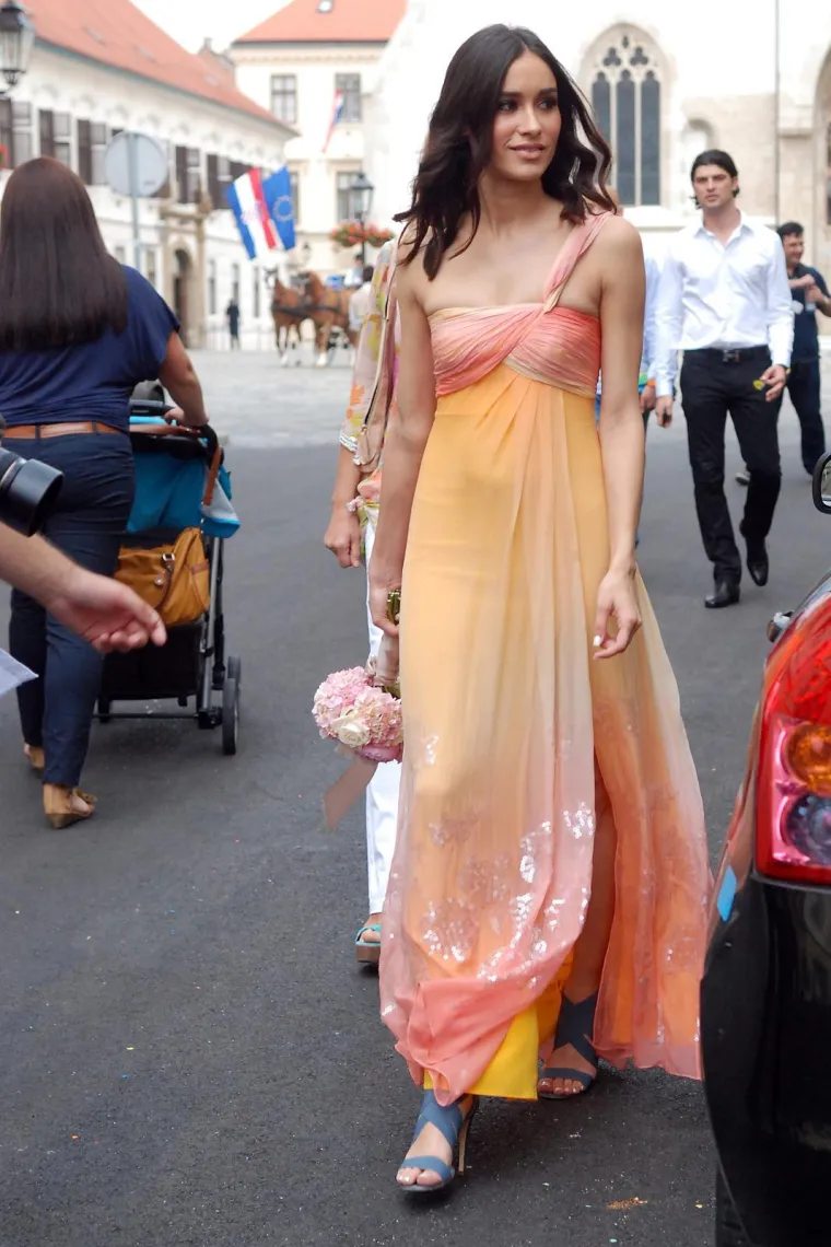 I danas intrigiraju javnost: Evo kako je izgledalo vjenčanje Lane Banely i Andyja Bare