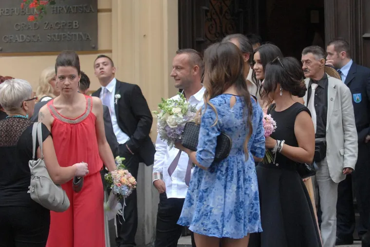 I danas intrigiraju javnost: Evo kako je izgledalo vjenčanje Lane Banely i Andyja Bare