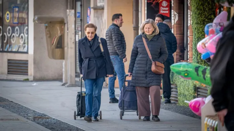 Dvije plavu&scaron;e zasjale na &scaron;pici: Usklađene kombinacije ukrale svu pažnju