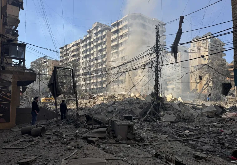 Grad u ru&scaron;evinama, najmanje 11 mrtvih: Pogledajte u &scaron;to se Bejrut pretvorio nakon izraelskih napada