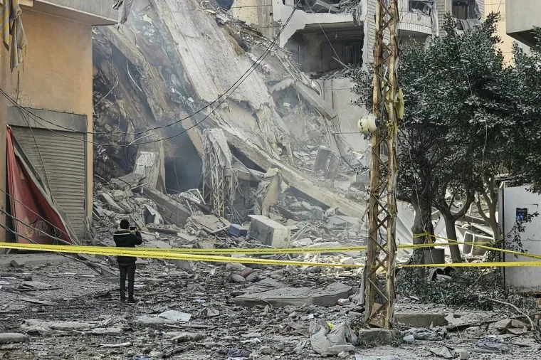 Grad u ru&scaron;evinama, najmanje 11 mrtvih: Pogledajte u &scaron;to se Bejrut pretvorio nakon izraelskih napada