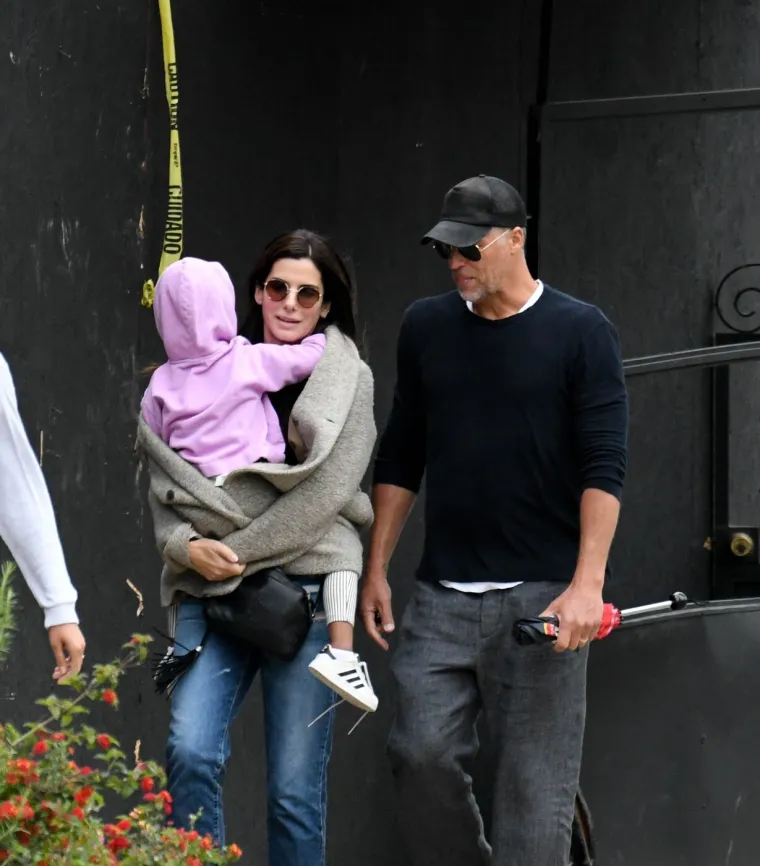 Od javnog poniženja i slomljenog srca do tragičnog gubitka: Koga je sve ljubila Sandra Bullock?