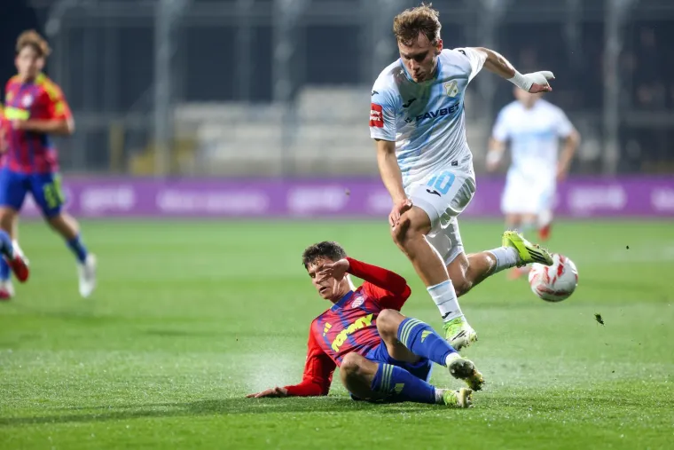 'Rat' na Rujevici: Pogledajte na &scaron;to liči okr&scaron;aj Rijeke i Hajduka, iskre frcaju na sve strane