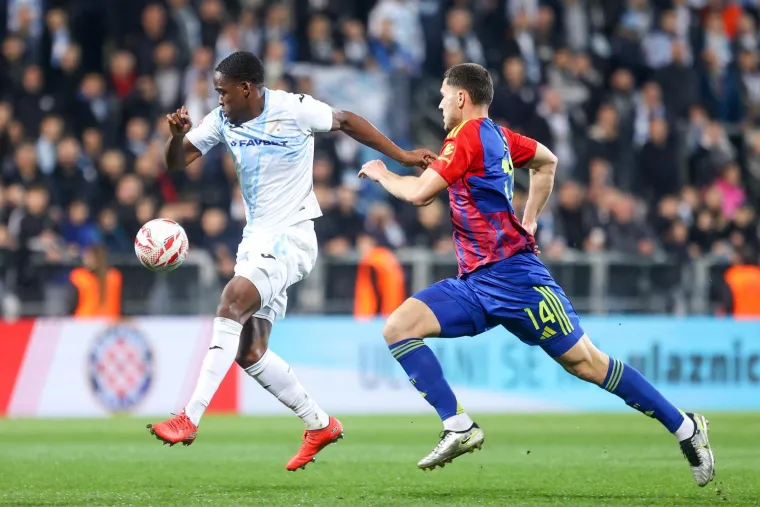 'Rat' na Rujevici: Pogledajte na &scaron;to liči okr&scaron;aj Rijeke i Hajduka, iskre frcaju na sve strane