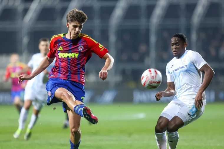 'Rat' na Rujevici: Pogledajte na &scaron;to liči okr&scaron;aj Rijeke i Hajduka, iskre frcaju na sve strane