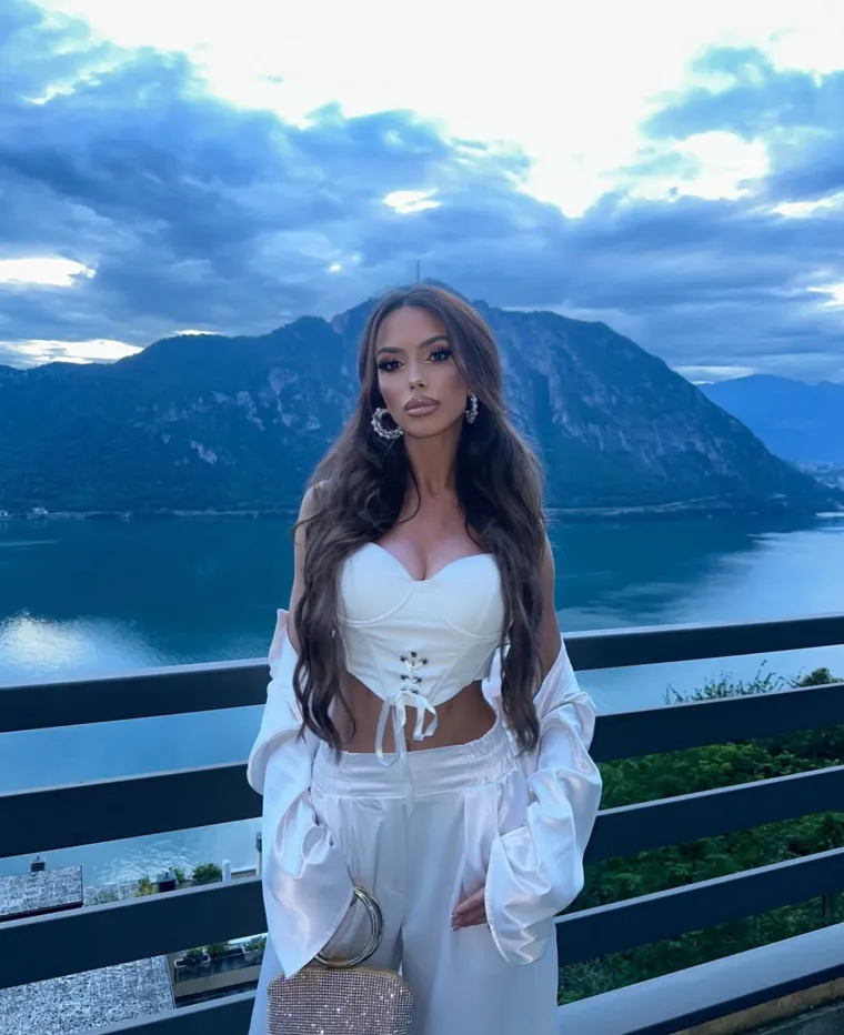 Tko je fatalna Sara? 'Zapela za oko' sinu Donalda Trumpa, uživa u luksuzu i osvaja izgledom