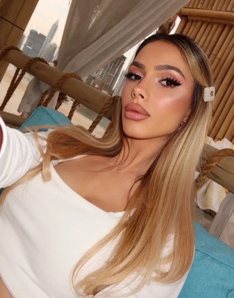 Tko je fatalna Sara? 'Zapela za oko' sinu Donalda Trumpa, uživa u luksuzu i osvaja izgledom