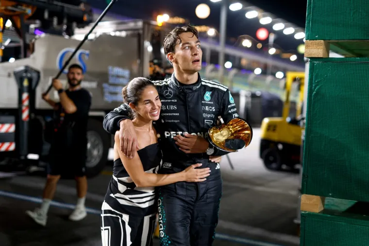 One kradu pažnju u 'paddocku': Evo kako izgledaju zgodne partnerice vozača Formule 1