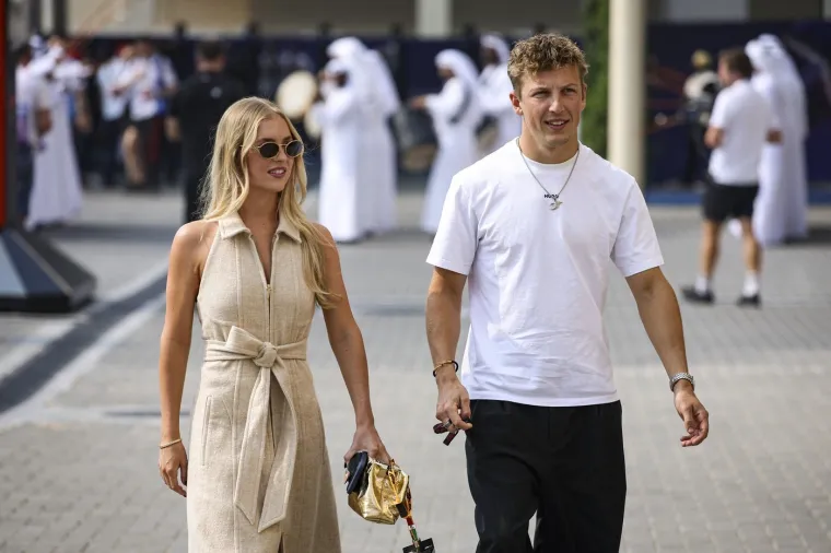 One kradu pažnju u 'paddocku': Evo kako izgledaju zgodne partnerice vozača Formule 1