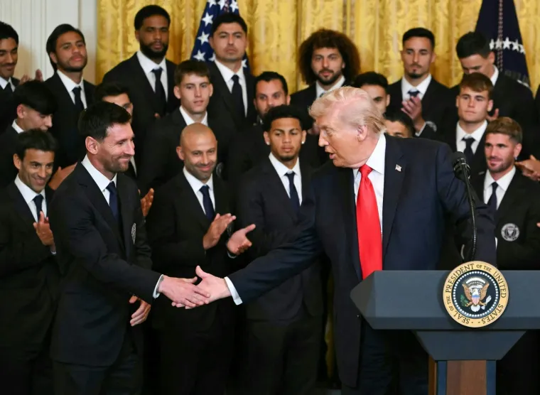 Ovo morate vidjeti! Messi posjetio Trumpa u Bijeloj kući: Neki izrazi lica su komični