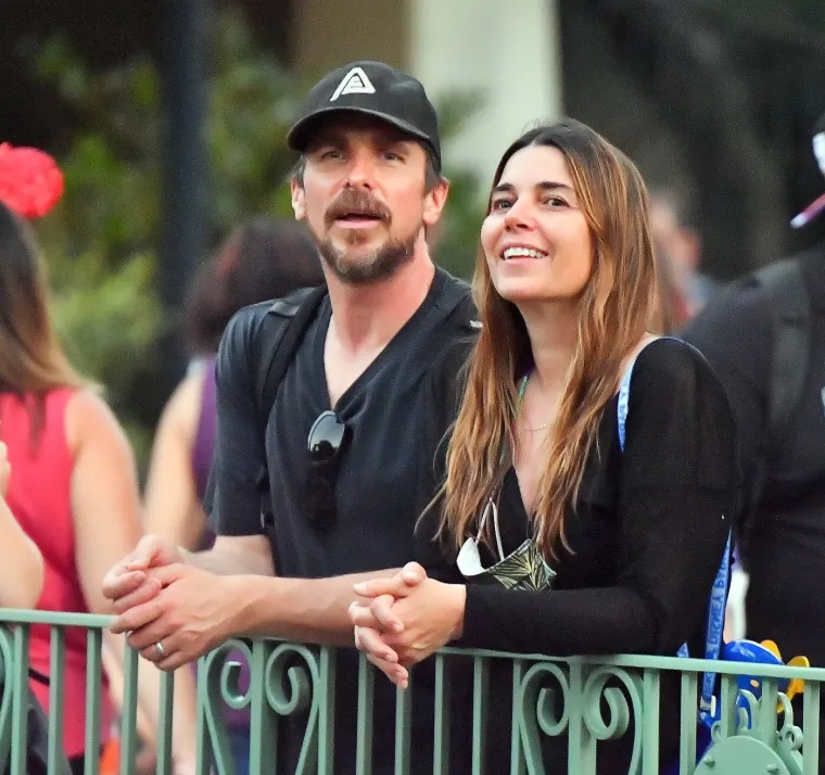 Tko je Srpkinja koja je osvojila Christiana Balea? Sibi Blažić zasjala na crvenom tepihu