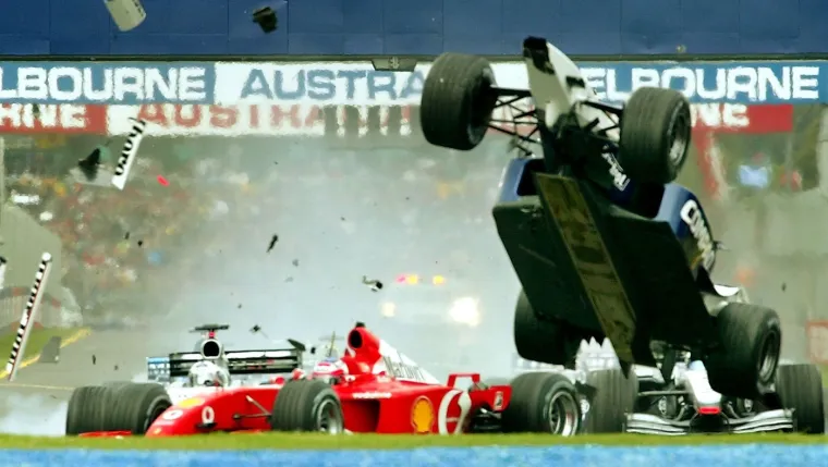 Schumacher leti preko Ferrarija, a vozači su u nevjerici! Kaos kakav se ne viđa često