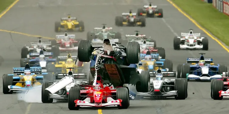 Schumacher leti preko Ferrarija, a vozači su u nevjerici! Kaos kakav se ne viđa često