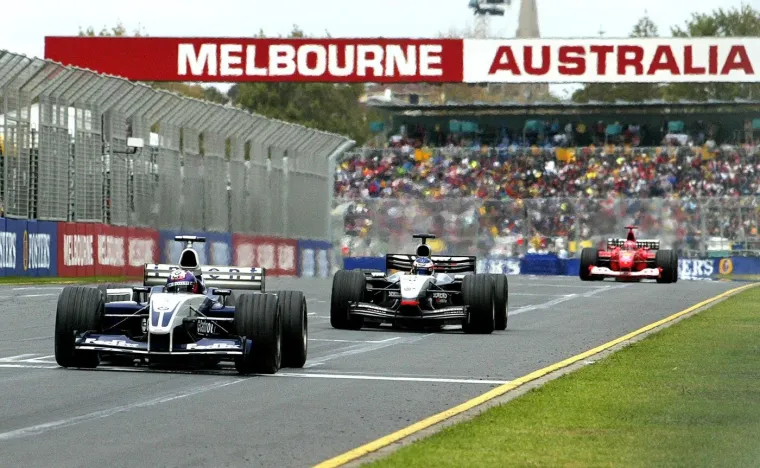 Schumacher leti preko Ferrarija, a vozači su u nevjerici! Kaos kakav se ne viđa često