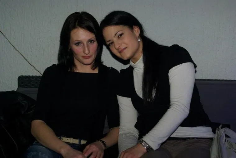 Dugokose ljepotice mamile poglede i plesale do dugo u noć