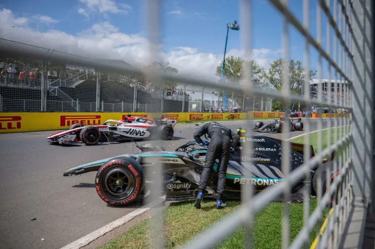 Te&scaron;ka nesreća mlade zvijezde Formule 1 na trećem treningu za Veliku nagradu Australije