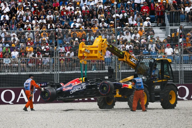 Pogledajte kako je Verstappen opet izletio sa staze: Evo &scaron;to je cinično rekao preko radio veze