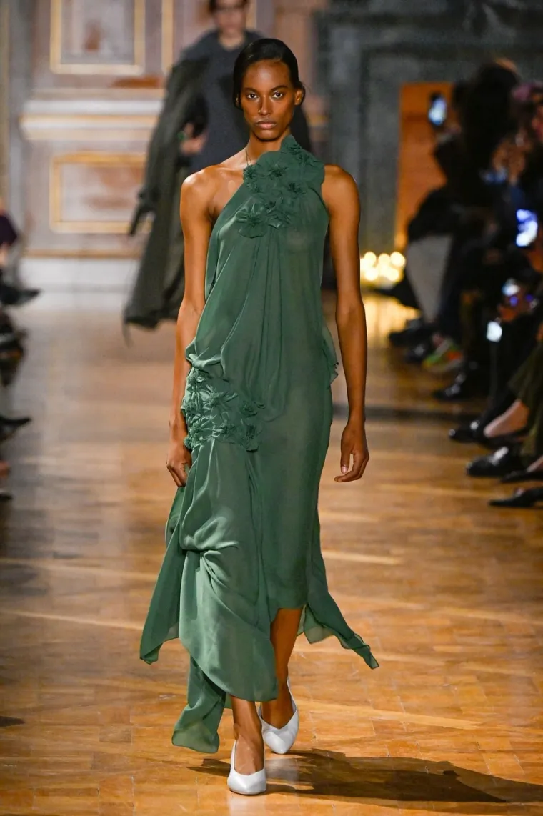 Victoria Beckham priredila ne&scaron;to o čemu svi pričaju: Niz poznatih pažljivo je pratilo