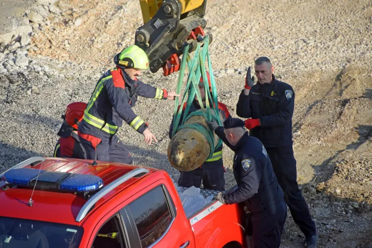 Pazin pod opsadom: Uklonjena bomba iz Drugog svjetskog rata