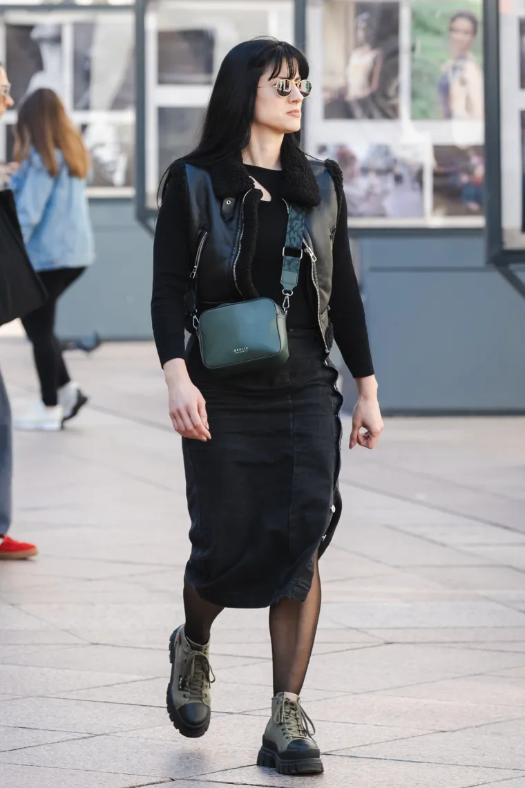 &Scaron;pica u Rijeci nikad vruća: Tri dame u kožnim outfitima zapalile Korzo