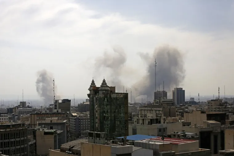 Eksplozije i goleme vatrene kugle, Izraelci prizvali apokalipsu u Teheranu: 'Iran mora pasti!'