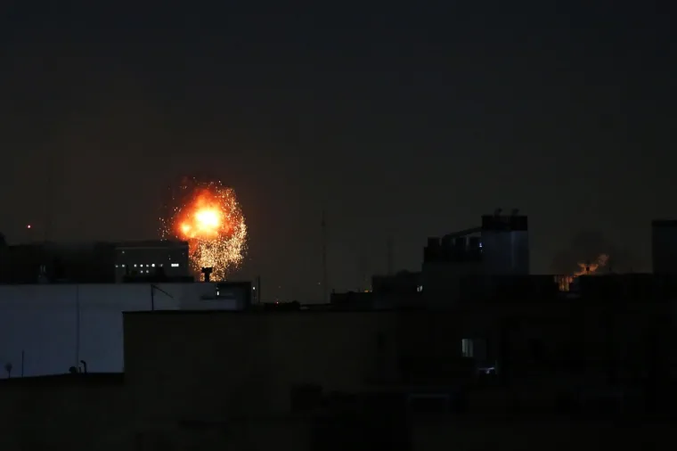 Eksplozije i goleme vatrene kugle, Izraelci prizvali apokalipsu u Teheranu: 'Iran mora pasti!'