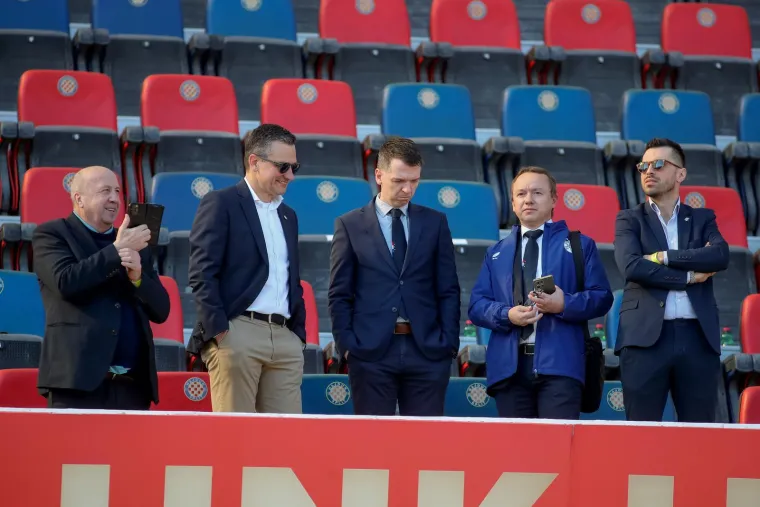 Pazite s kim je 'uhvaćen' Rakitić uoči derbija s Dinamom, Livajino lice govori sve