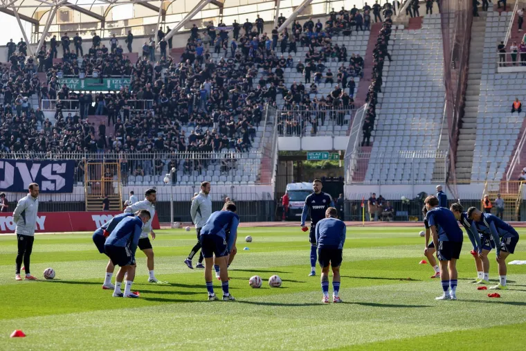Pazite s kim je 'uhvaćen' Rakitić uoči derbija s Dinamom, Livajino lice govori sve