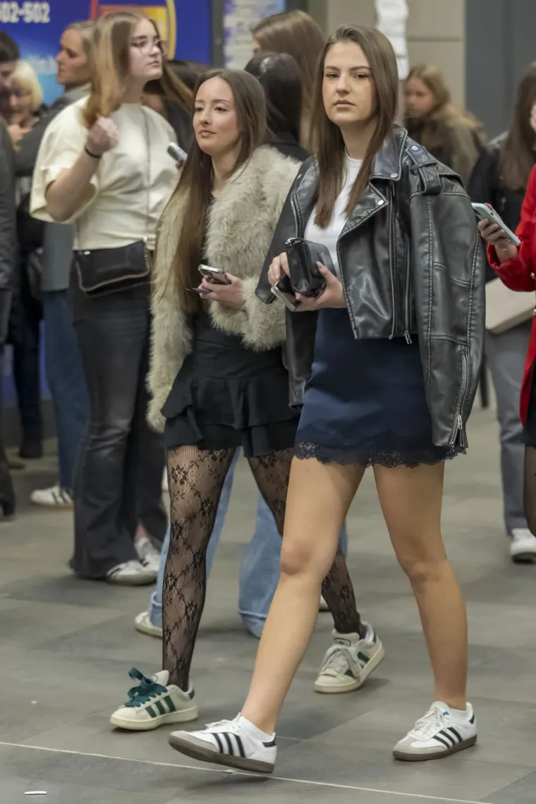 Koliko ljepotica na jednom mjestu! Legice okupirale Gradski vrt zbog Jakova Jozinovića