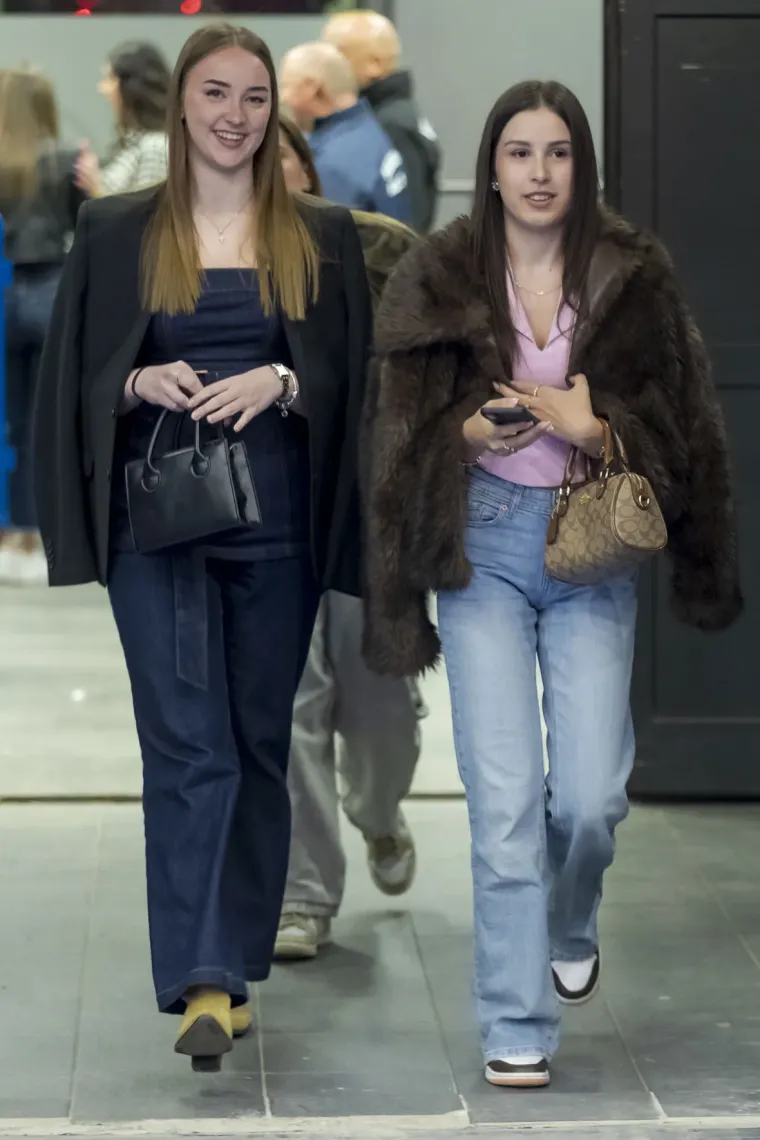 Koliko ljepotica na jednom mjestu! Legice okupirale Gradski vrt zbog Jakova Jozinovića