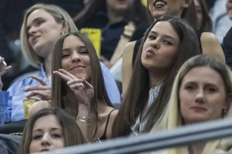 Koliko ljepotica na jednom mjestu! Legice okupirale Gradski vrt zbog Jakova Jozinovića