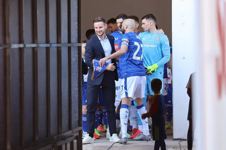 Pazite s kim je 'uhvaćen' Rakitić uoči derbija s Dinamom, Livajino lice govori sve