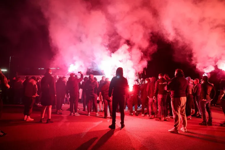 Simpatizeri Dinama dočekali igrače nakon velike pobjede na Poljudu