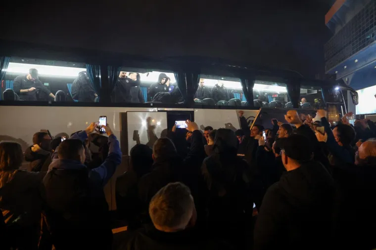 Simpatizeri Dinama dočekali igrače nakon velike pobjede na Poljudu