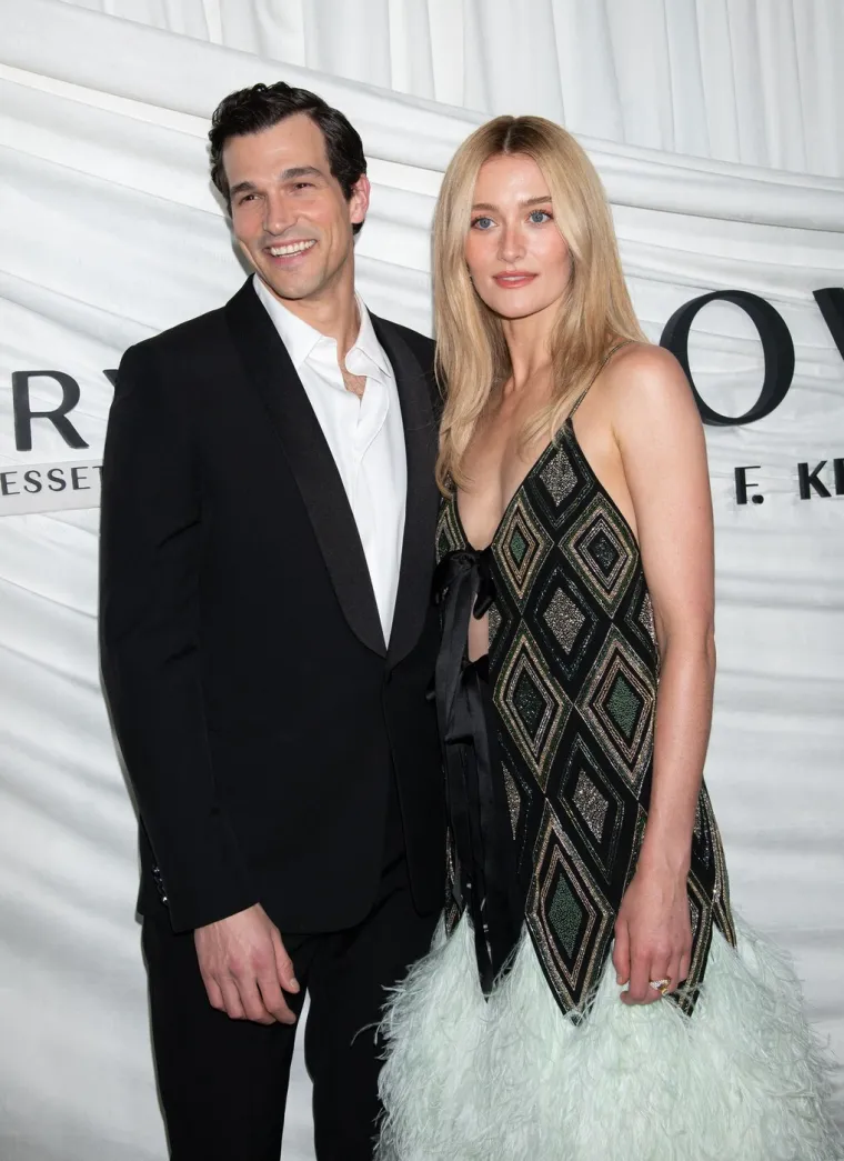 Cijeli svijet bruji o predivnoj plavu&scaron;i koja je utjelovila nesretnu Carolyn Bessette Kennedy