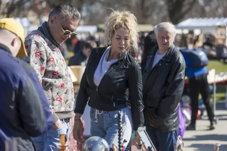 Legica za kojom su se svi okretali: Brineta s dugim nogama zasjala na sajmu u Osijeku