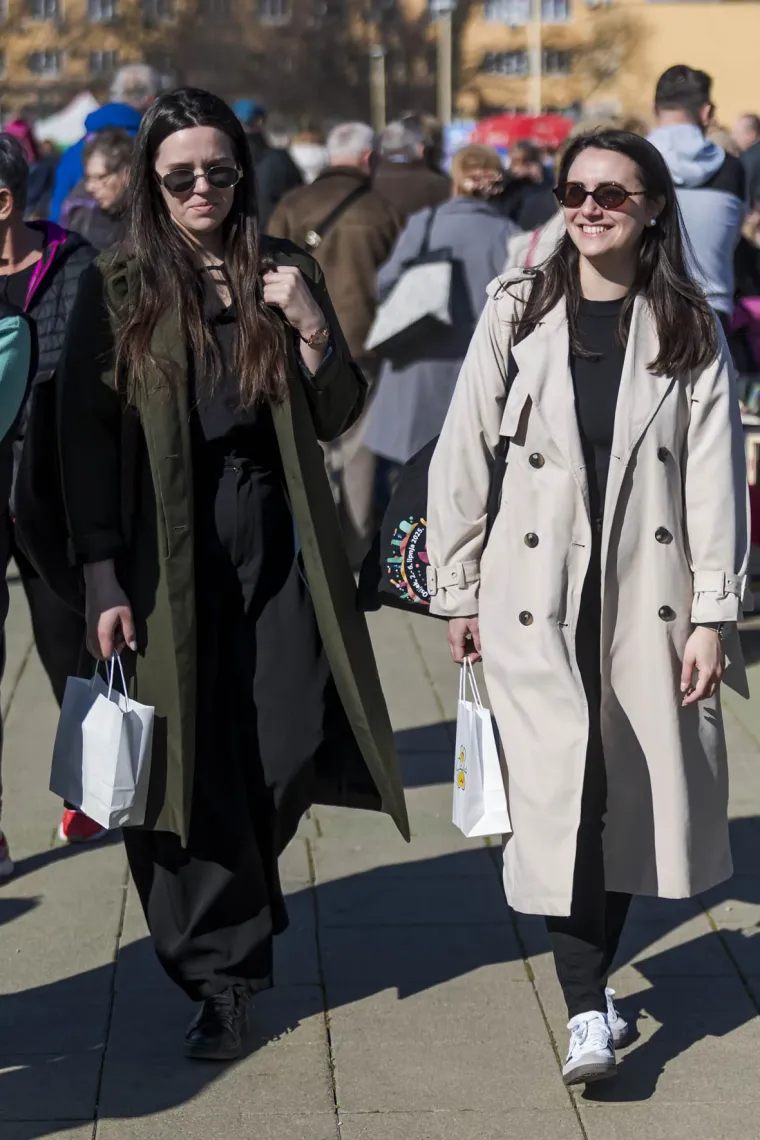 Legica za kojom su se svi okretali: Brineta s dugim nogama zasjala na sajmu u Osijeku